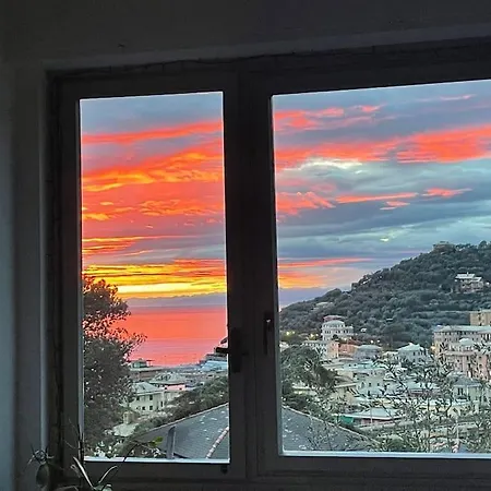 Casamore Privacy E Panorama Comodo A Tutti I Servizi Silenzioso Posto Auto E Box Per Auto Piccole E Moto, Si Accede Attraverso Scale Apartment